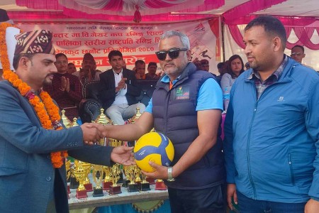 कोहलपुरमा अन्तर मावि मेयर कप प्रतियोगिता सुरु